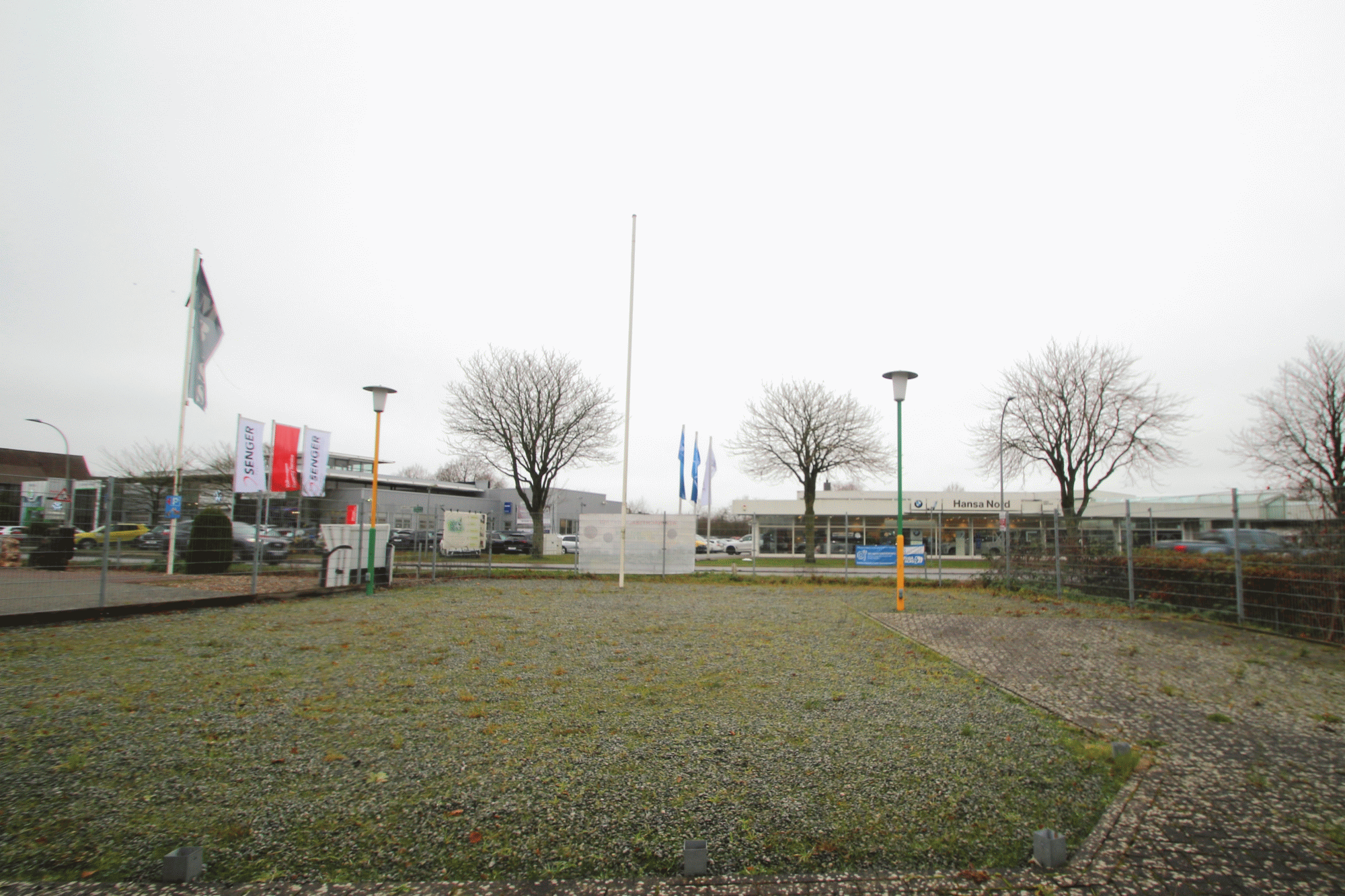 Blick �ber das Gewerbegrundst�ck in Richtung L�becker Landstra�e Einzelhandel Eutin