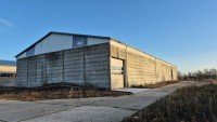 Bild (2cddf662ea5ba2d4b4a495291772a360): Zwei Hallen - auch teilweise - in Dassow zu vermieten