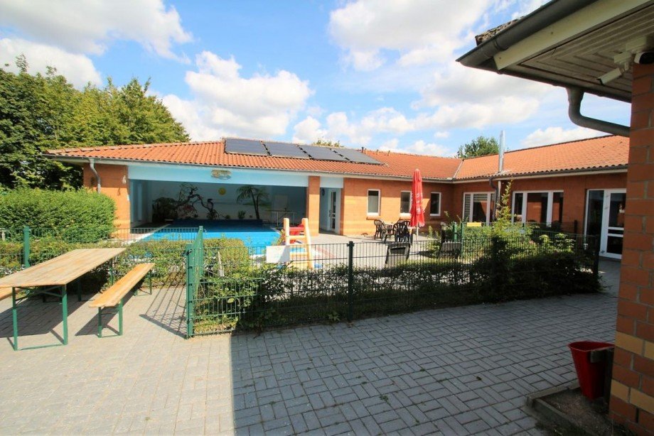 Das kleine, saisonal beheizte Schwimmbad Bungalow Klein R�nnau