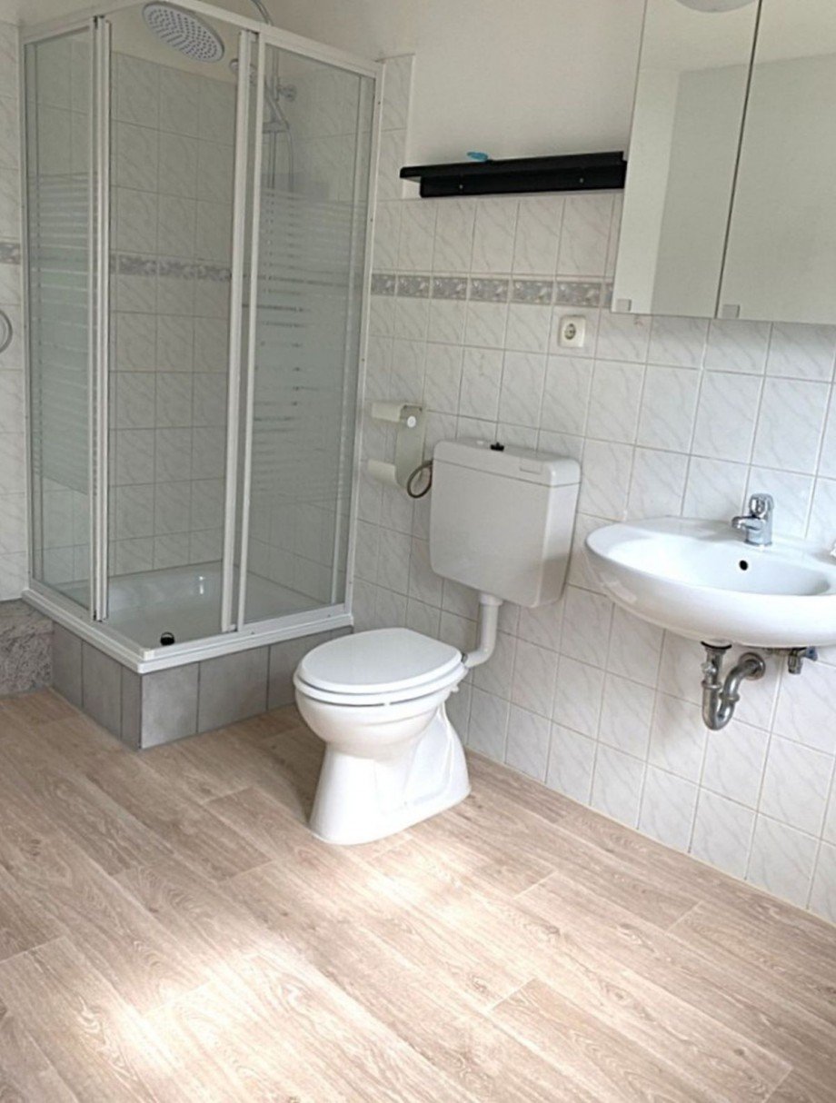 Das Badezimmer von Wohnung 4 Mehrfamilienhaus Kabelhorst