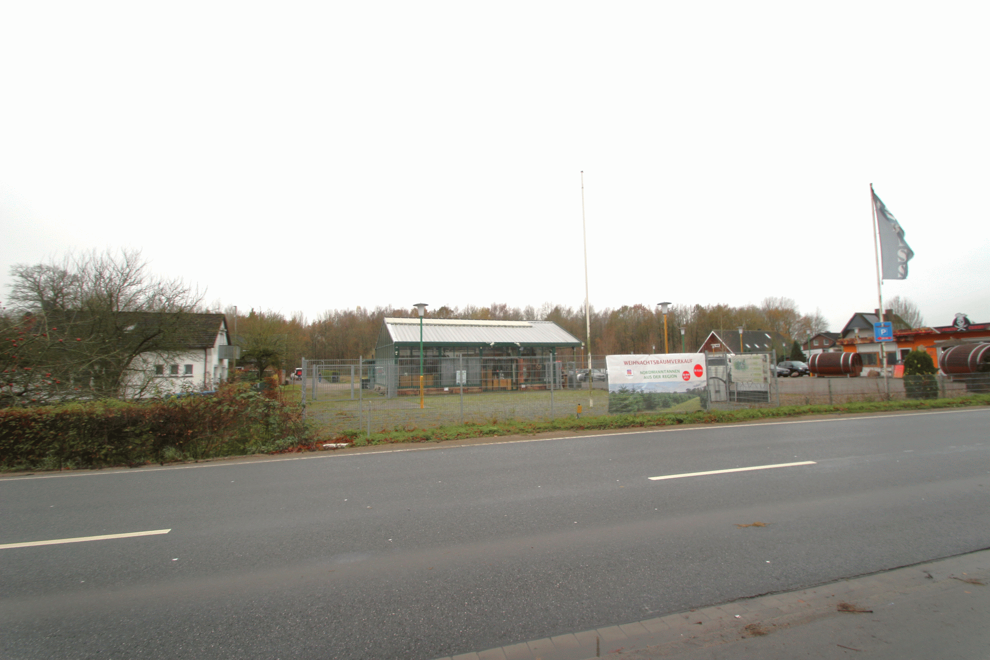 Blick von der L�becker Landstra�e zum Gewerbegrundst�ck Einzelhandel Eutin