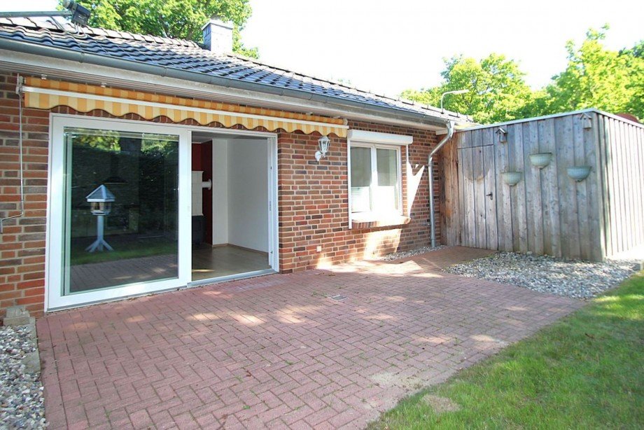 Die Terrasse (Abbildung �hnlich) Bungalow Bad Malente-Gremsm�hlen